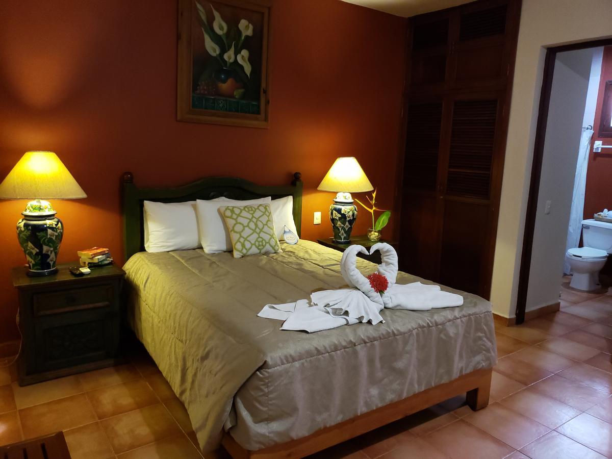Hacienda San Miguel Hotel & Suites Cozumel Eksteriør billede