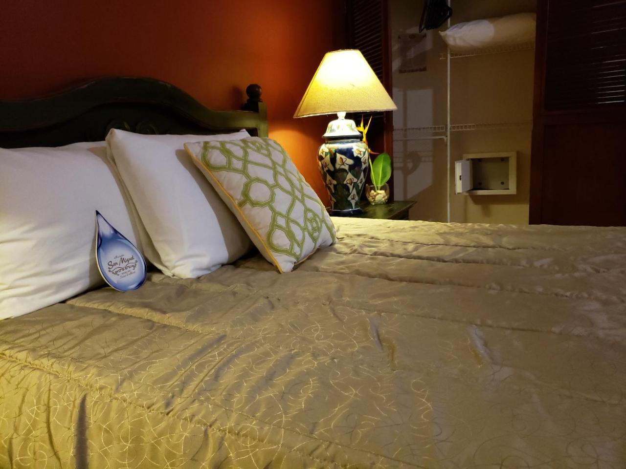 Hacienda San Miguel Hotel & Suites Cozumel Eksteriør billede